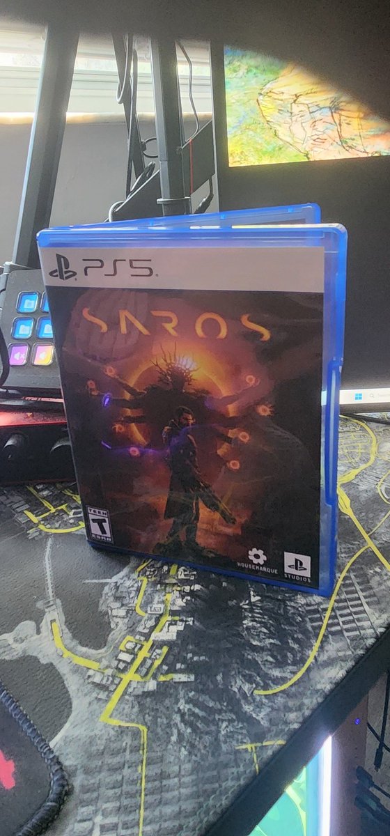GirlBossGamer's tweet photo. Finally! Saros time Bay-bee! https://t.co/N400gKagR2
