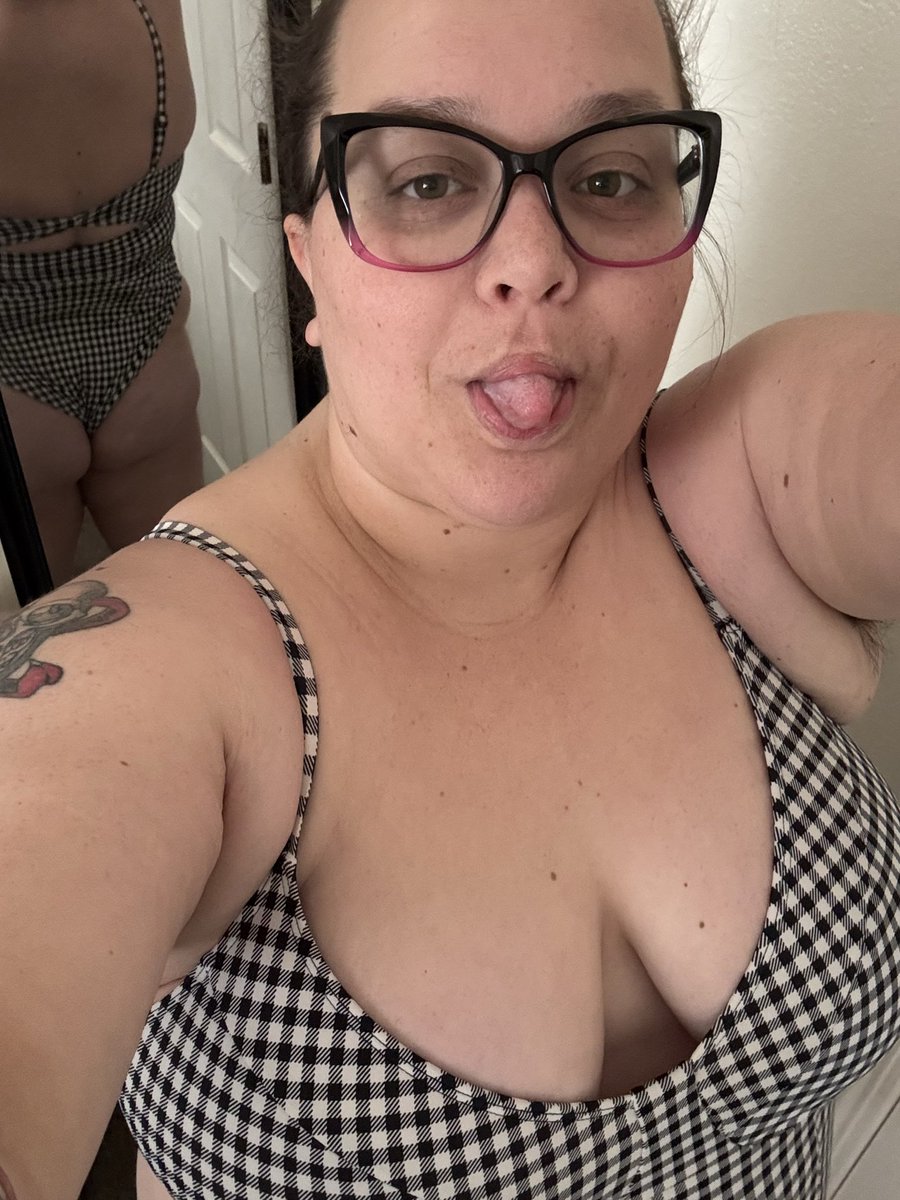 Marie tweet media