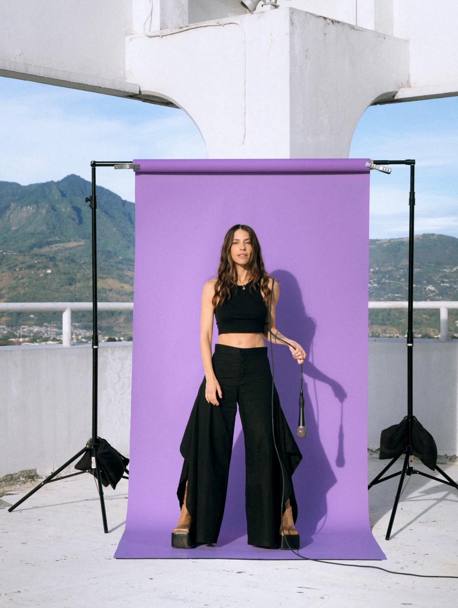 debinova's tweet photo. Sesión de Fotos x Matías Sauter para TPCC (Deluxe) 💜 https://t.co/S579yvvNrB