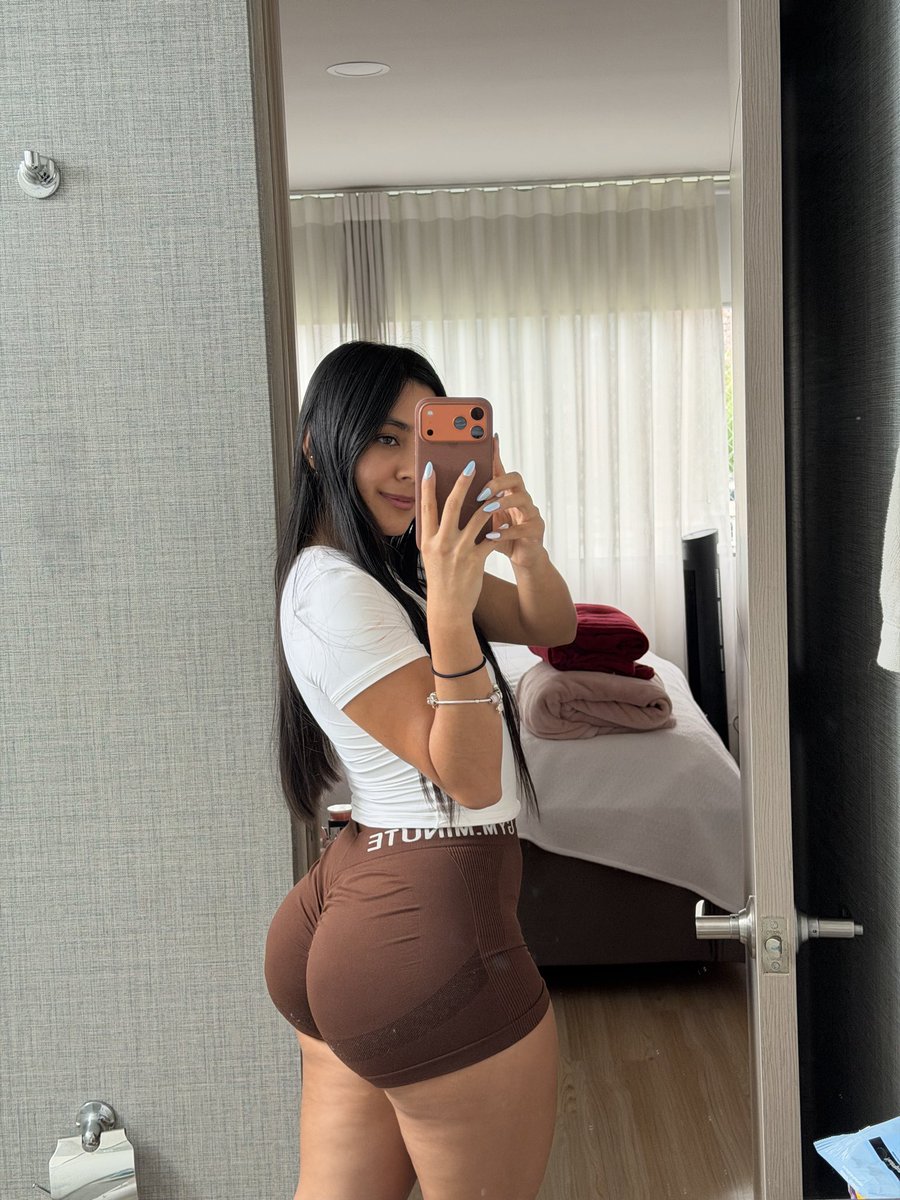 Karentahe tweet media