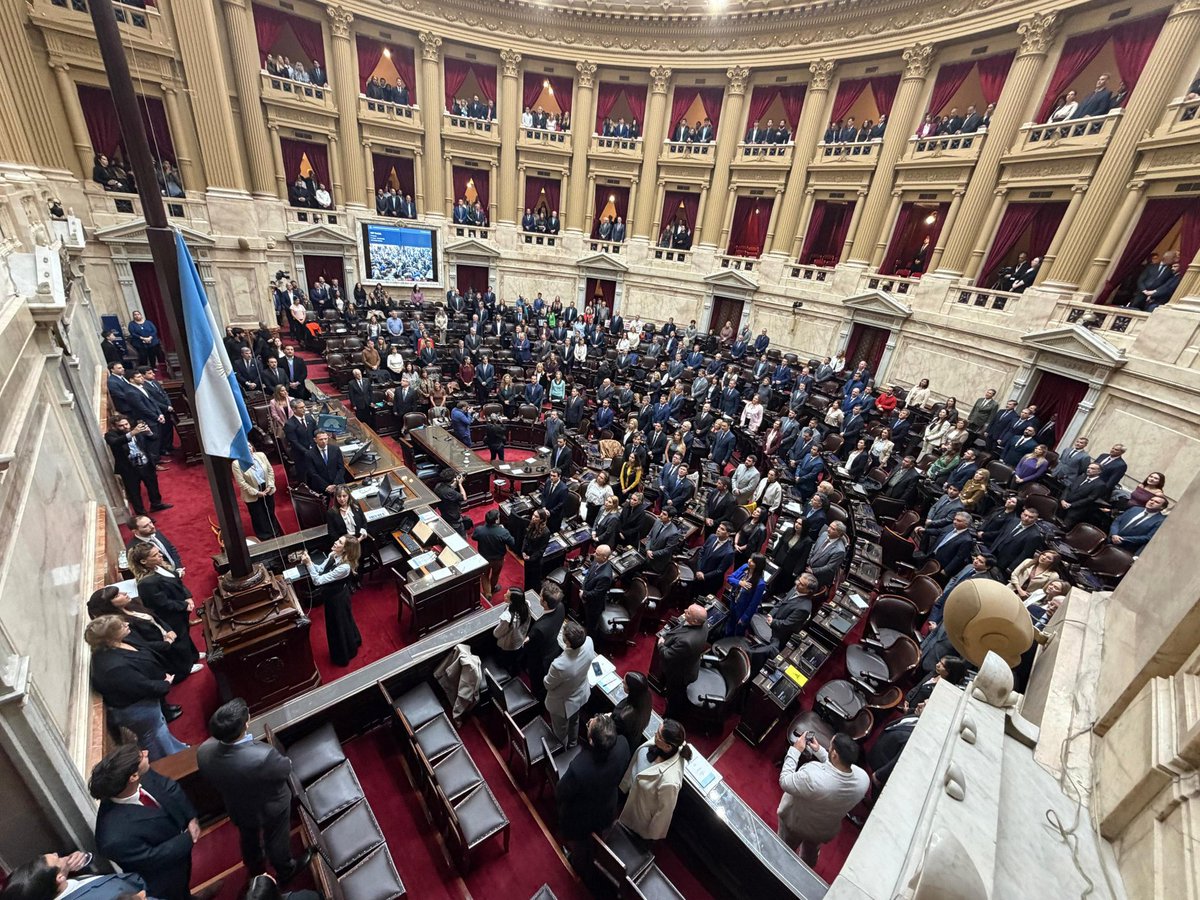 NederEstela's tweet photo. 🏛️ | SESIÓN INFORMATIVA

Este miércoles participamos de una sesión informativa en el Congreso, donde el jefe de Gabinete, Manuel Adorni, compareció para dar explicaciones sobre los actos de gobierno. https://t.co/vx1L4iFle7