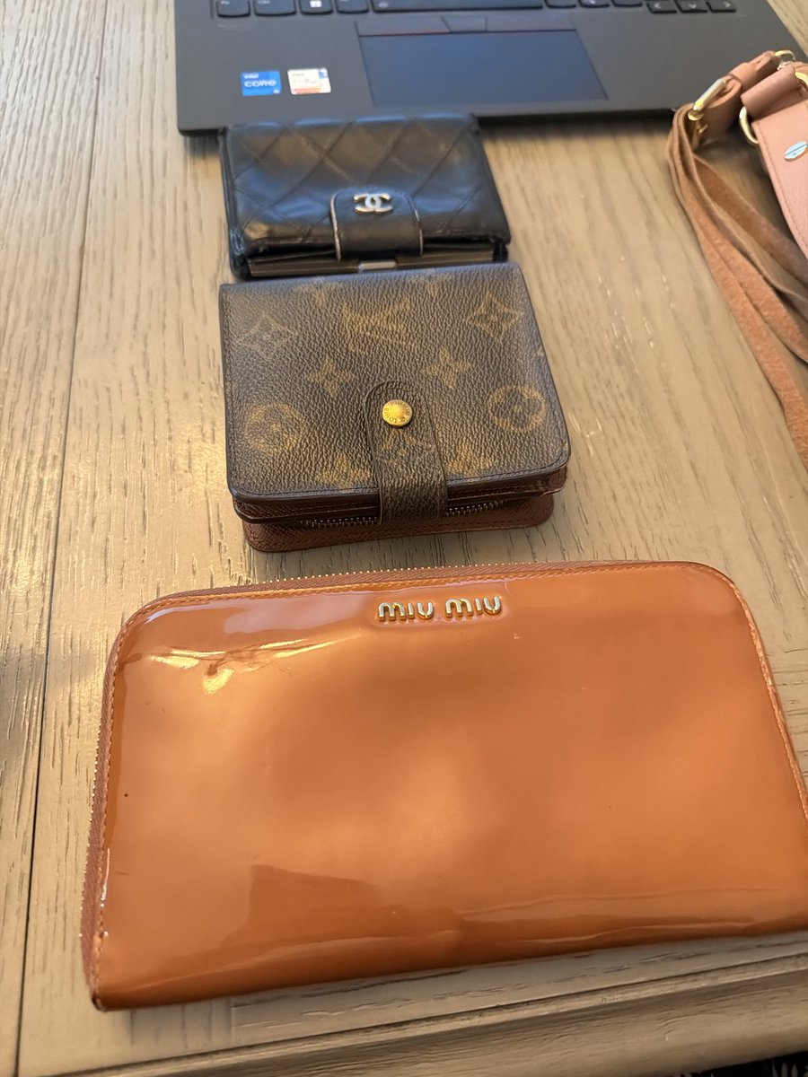 fearles59324823's tweet image. New pickups jvetrano88 on #Poshmark