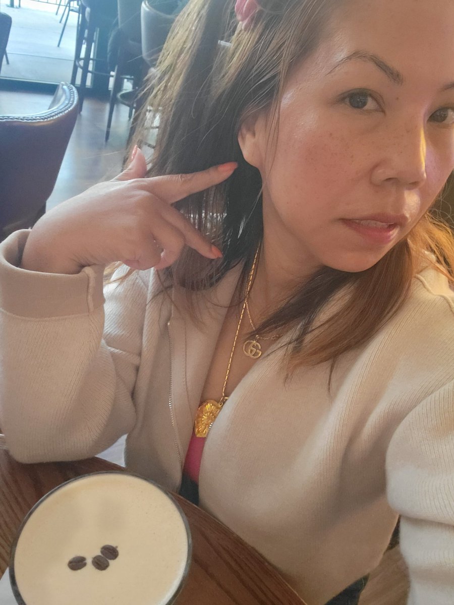 Sourine3's tweet image. #selfie alwaysstylish #NoFilter #livelaughlove #foreverhappiness #happyme