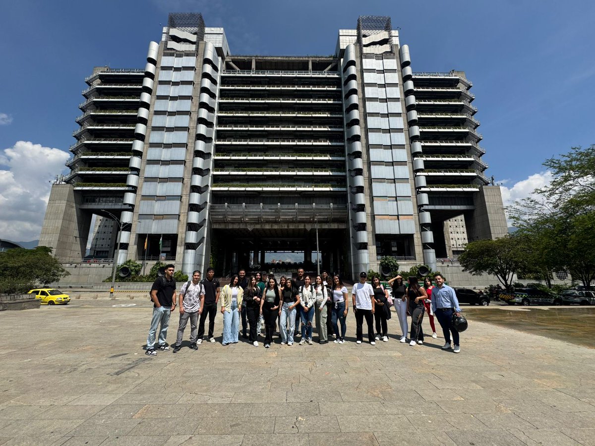 Institución Universitaria Salazar y Herrera tweet media