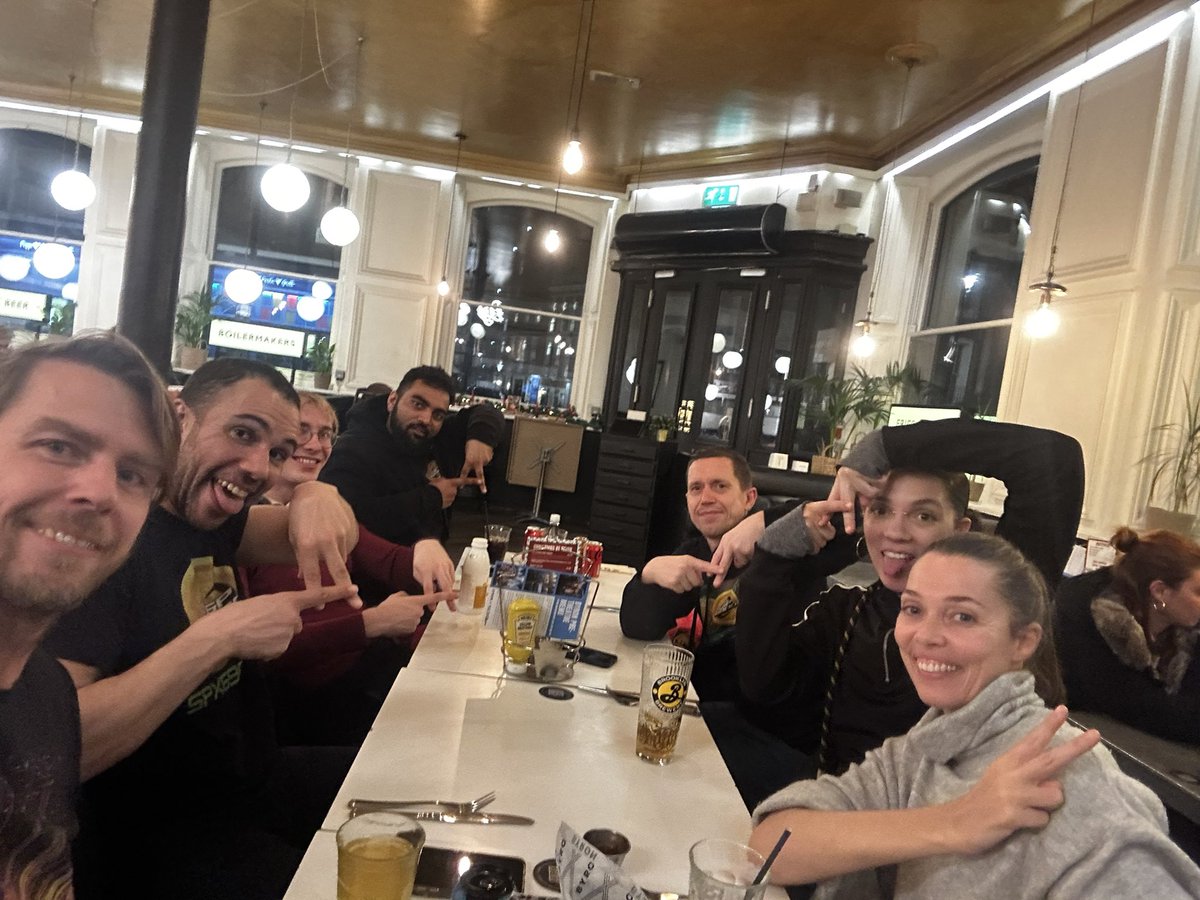 maddox 💹🧲 tweet media