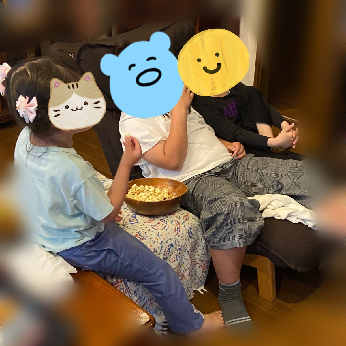 しいな tweet media