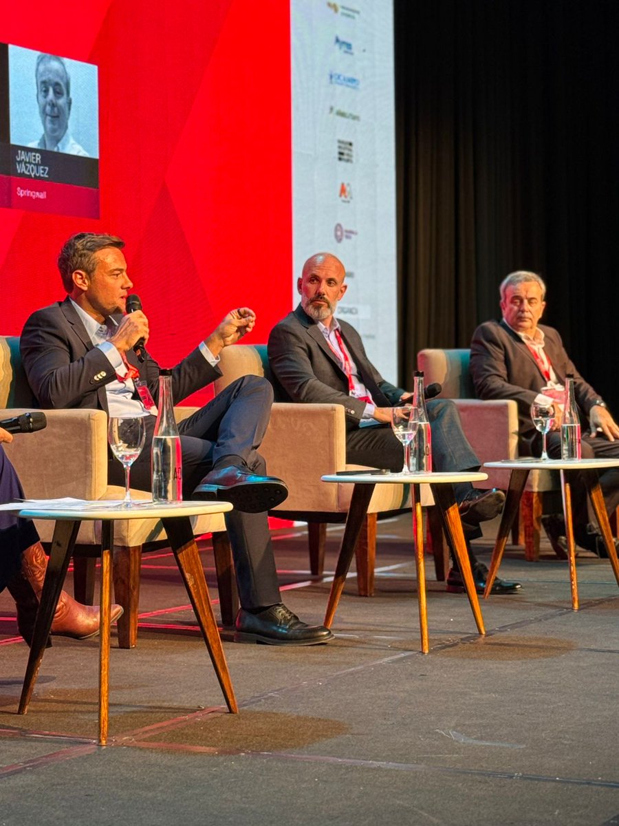 aamf_'s tweet photo. Participamos de @expoefi la exposición de economía, finanzas e inversiones más importante del país, con un panel de franquicias que compartió sus experiencias y mejores prácticas. 🤝 https://t.co/BCyY08J5CY