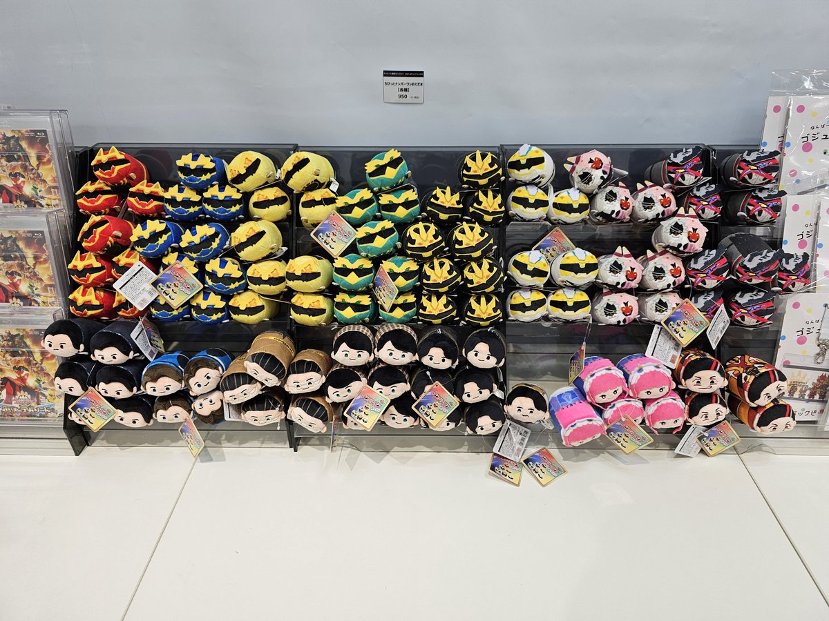 ゴジュウジャーPOP-UPショップ(物販(18)) 最後は、ランダム缶バッチ