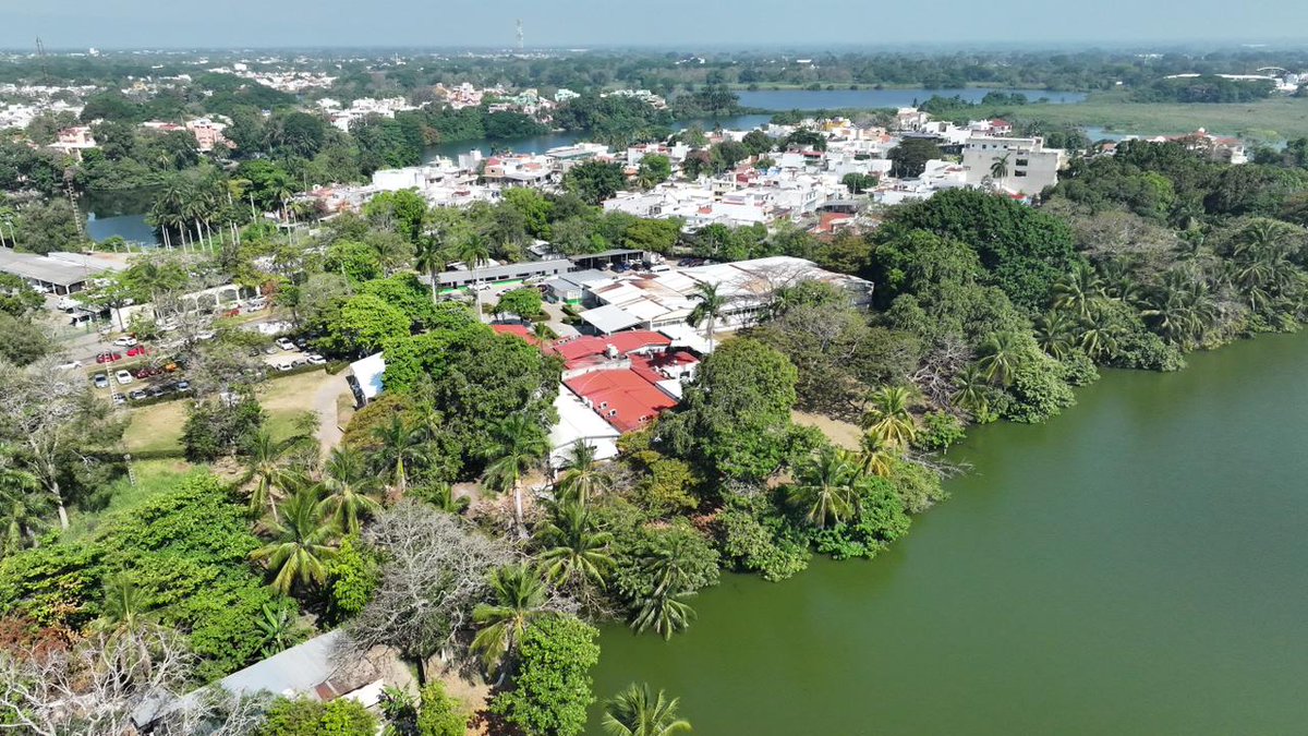 El CECyTE Tabasco abandona Casa Blanca y estrena sede en el Fraccionamiento Electricistas — el inmueble que dejó el extinto ITIFE. El gobernador May lo resumió: "La austeridad da resultados". Pero detrás del acto hay una lectura institucional que vale la pena hacer.