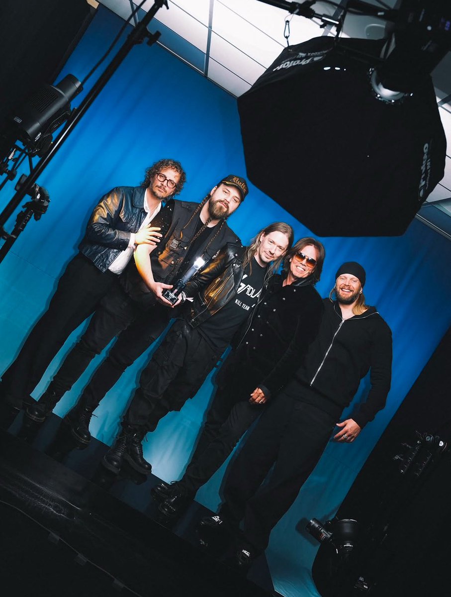 Via the Grammis on Instagram! https://t.co/MsgIxi7bUu