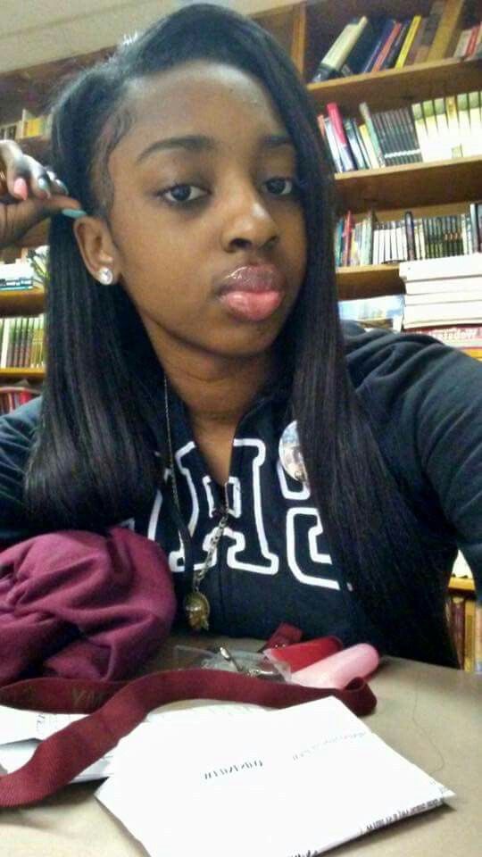 tyris ✰ tweet media