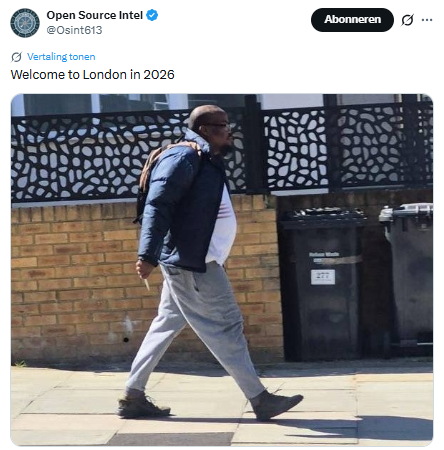 Mirjam152's tweet photo. De man die twee Joden neerstak in Londen. 

Er worden trouwens veel aanslagen gepleegd op Joden. Als het aan Ian Buruma en Twan Huys ligt, moeten die Joden zich toch eens gaan afvragen of het niet aan hen zelf ligt. https://t.co/Fhne5859jA