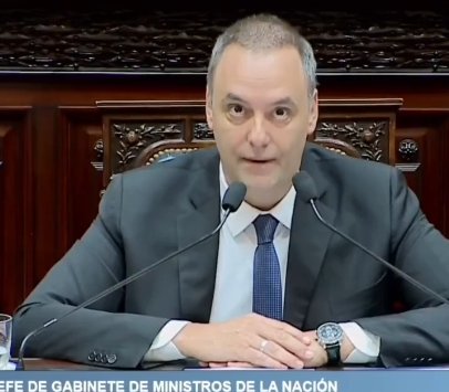 #Ladrorni
#MocionDeCensura para el impresentable, después de este papelón si no renuncia hay que rajarlo con las de la ley.