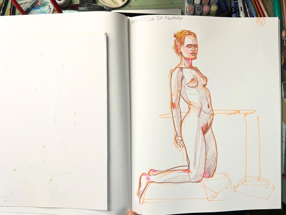reb_ott's tweet photo. Monday night’s open life drawing 

#figuredrawing #lifedrawing #loosedrawing #sketching #torontoartist https://t.co/0i0QTTIxoT