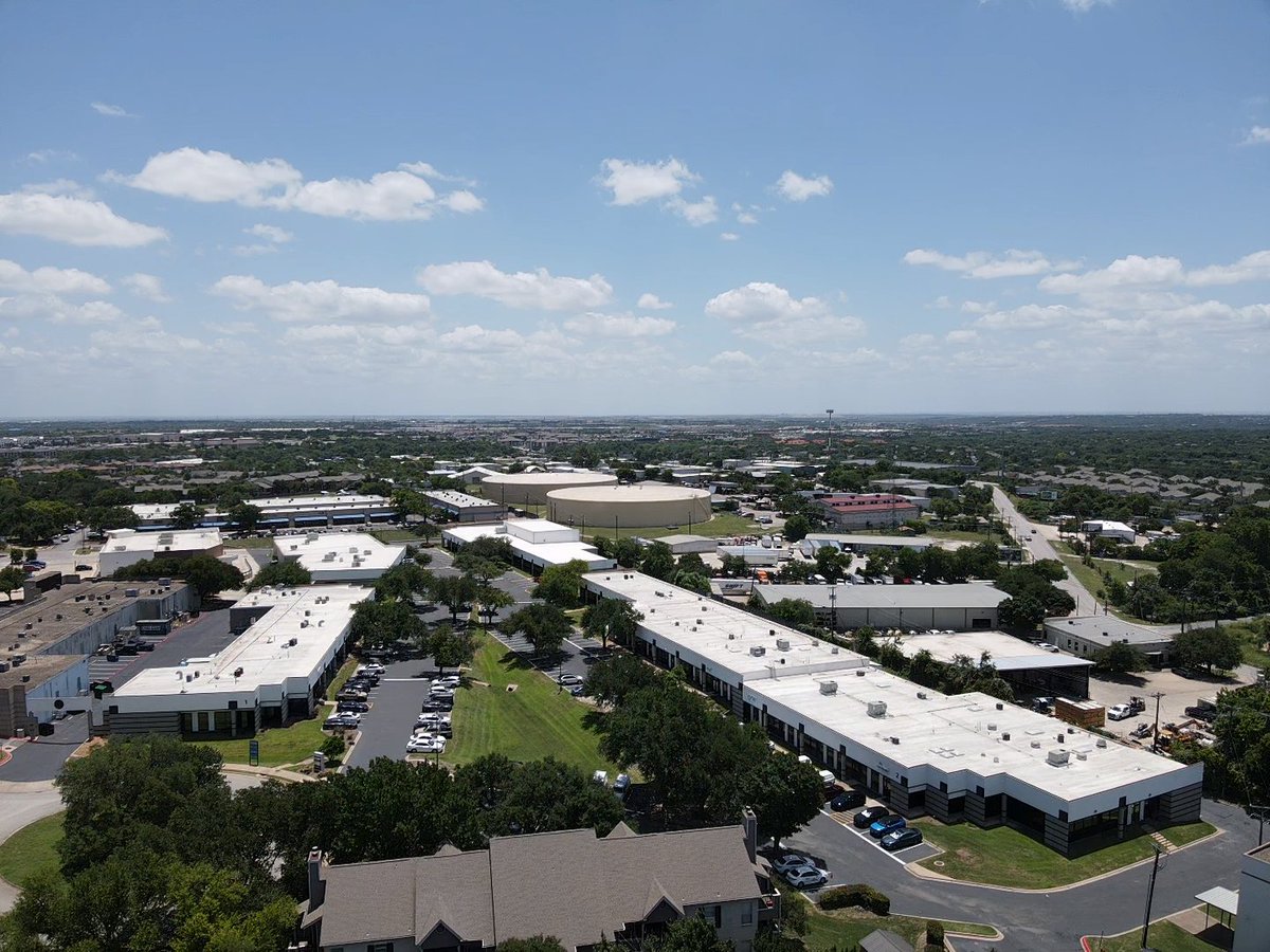 RisingRP's tweet photo. Underperforming industrial asset?

Before major capital decisions, start with the fundamentals:

— Lease structure + tenant health
— Site functionality
— Submarket demand
— Operational efficiency
— Targeted capital strategy

Hidden value starts with better questions. https://t.co/vo1aNYBeUU
