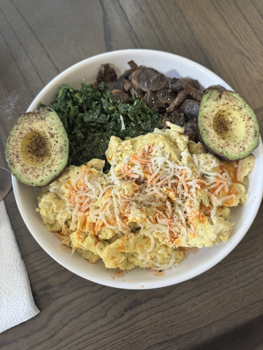 RyanFrom1981's tweet photo. People say I don’t eat. I do, I just don’t eat like I have an extra butthole. https://t.co/Wj0Z13DFJP