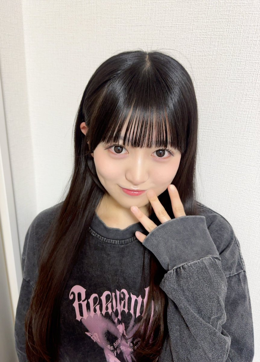 三塚 花梨 （テラテラ） tweet media
