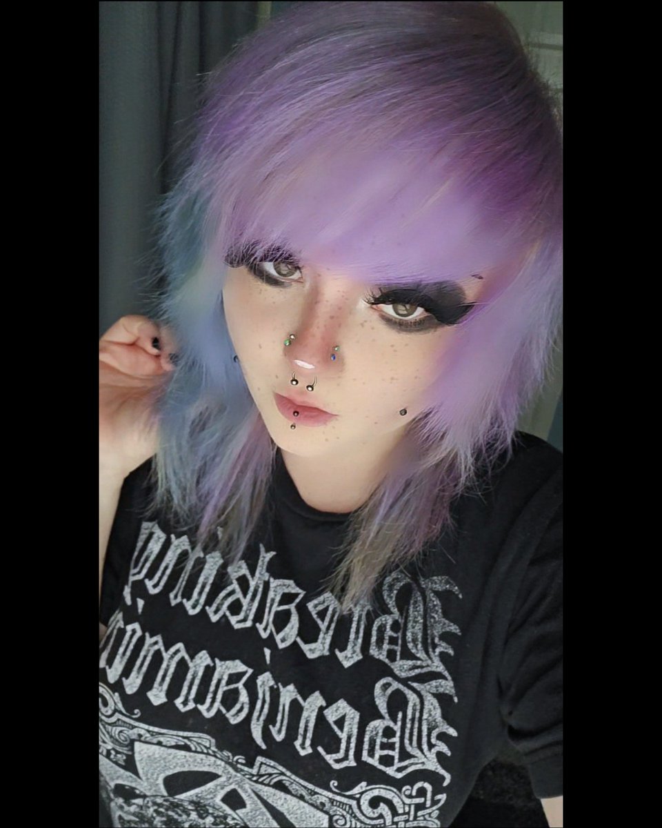 Graveyard Babe 🖤 tweet media