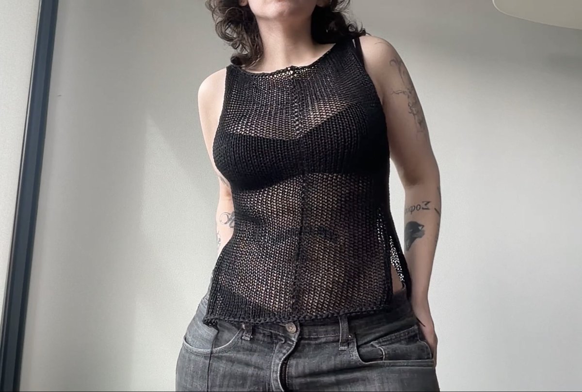 mmmrian's tweet photo. Mortega Tank https://t.co/HEWEqVN8qL