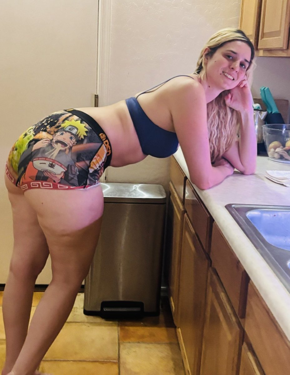 delilah_sweet7 tweet picture