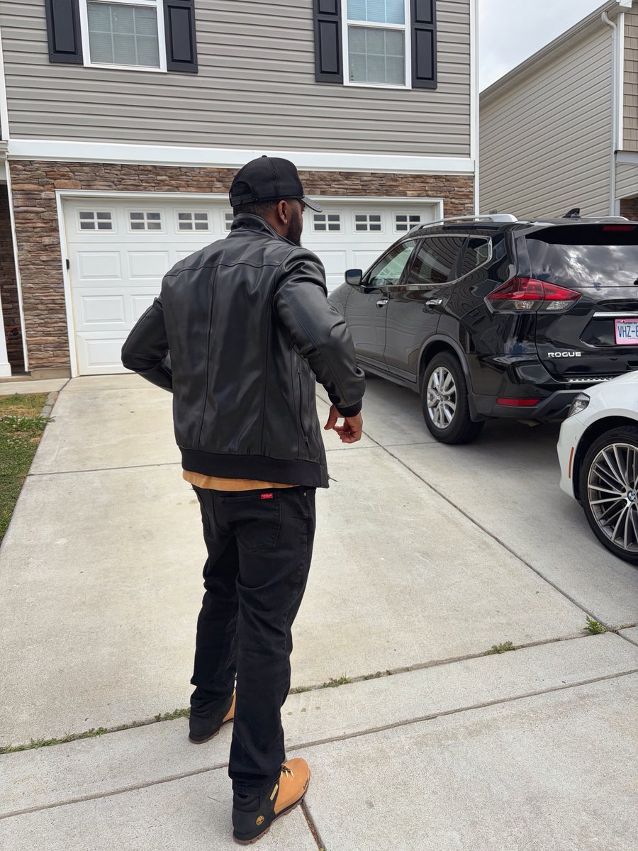 𝔻𝕖𝕩 tweet media