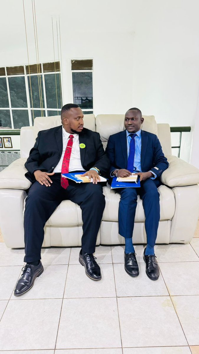 abdullahiabdimo's tweet image. Day 3 in Nairobi. Training complete.

I leave with stronger skills in negotiation and cross-cultural communication – and a network of young peacebuilders across the Horn.

The work for peace continues. #Peacebuilding #Day3 #Nairobi #IPHRDAfrica