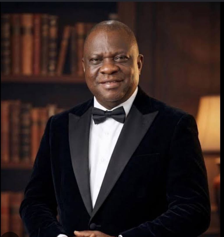 OOminiNTA's tweet photo. GROWING INFLUENCE, DELIVERING RESULTS ....... Cross River Central Should Stay the Course
In the politics of representation, experience is often presented as the ultimate currency but experience is not a monolith. 
https://t.co/4QTxYQxYAs https://t.co/8T2UKZvOuQ