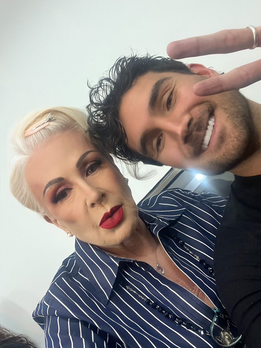 Laura Zapata tweet media