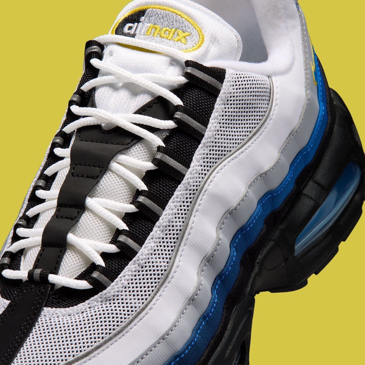 JustFreshKicks tweet media