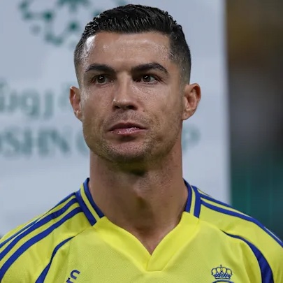 goalsside's tweet photo. 🚨🗣️| Cristiano Ronaldo:

“After the end of the season, I will speak publicly about the bad things happening in the league, because I see a lot that is not right. Many players complain openly, posting on Instagram and Facebook about refereeing decisions, the league, and the overall project. This is not good at all, and it goes against the purpose of the league.” 👀