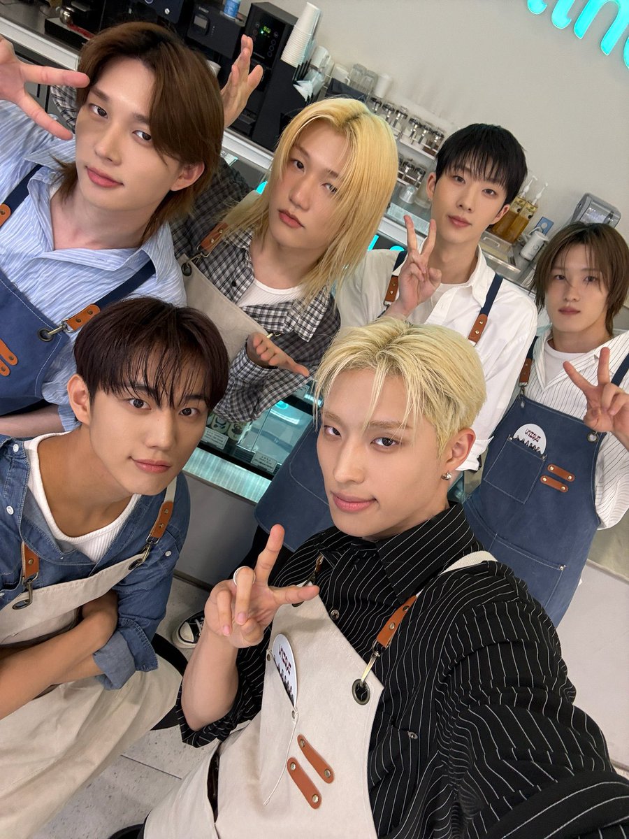 p1harmonychile's tweet image. [📸] Fotografías del evento de hoy en el café de Everland compartidas por X

260429 P1Harmony 9º Mini Álbum [UNIQUE] EVENTO EN CAFÉ

#P1Harmony #피원하모니 #UNIQUE