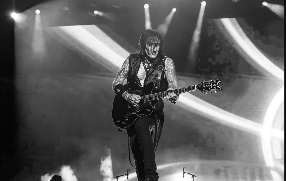 Mj 𓂀 .⋆♱ VIU O GUNS 3x tweet media