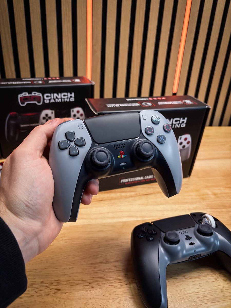 I'm giving away this <a href="/CinchGaming/">Cinch Gaming</a> Retro PS5 Pro with TMRs, Mouse Trigs &amp; Action Buttons. 🎁🎮

✅ Retweet, Follow and try our new 3D customizer here: cinchgaming.com/products/cinch…

✨ Bonus points if you share a pic of the controller you customized. 

Go! Go! Go!