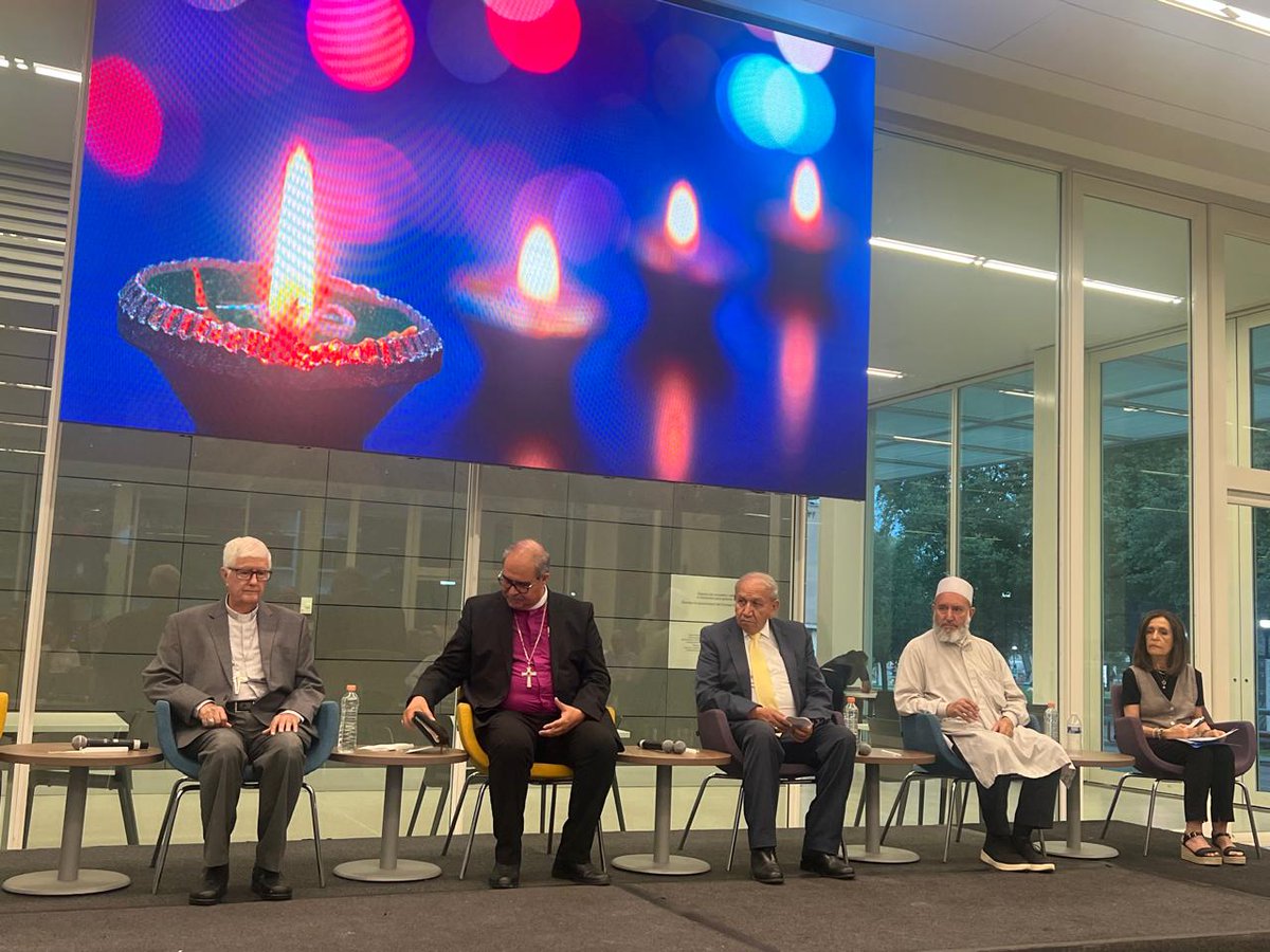 EMValores's tweet photo. Ayer los "Constructores de Paz" presentamos "4 Luces de Paz: 4 Obispos que dejaron huella" en el @TECcampusMTY , también contamos con la participación del Consejo de Diálogo Interreligioso e Intercultural N.L.

Muchas gracias a quienes hicieron posible este evento.
@cricritre https://t.co/J7CvHt39b9