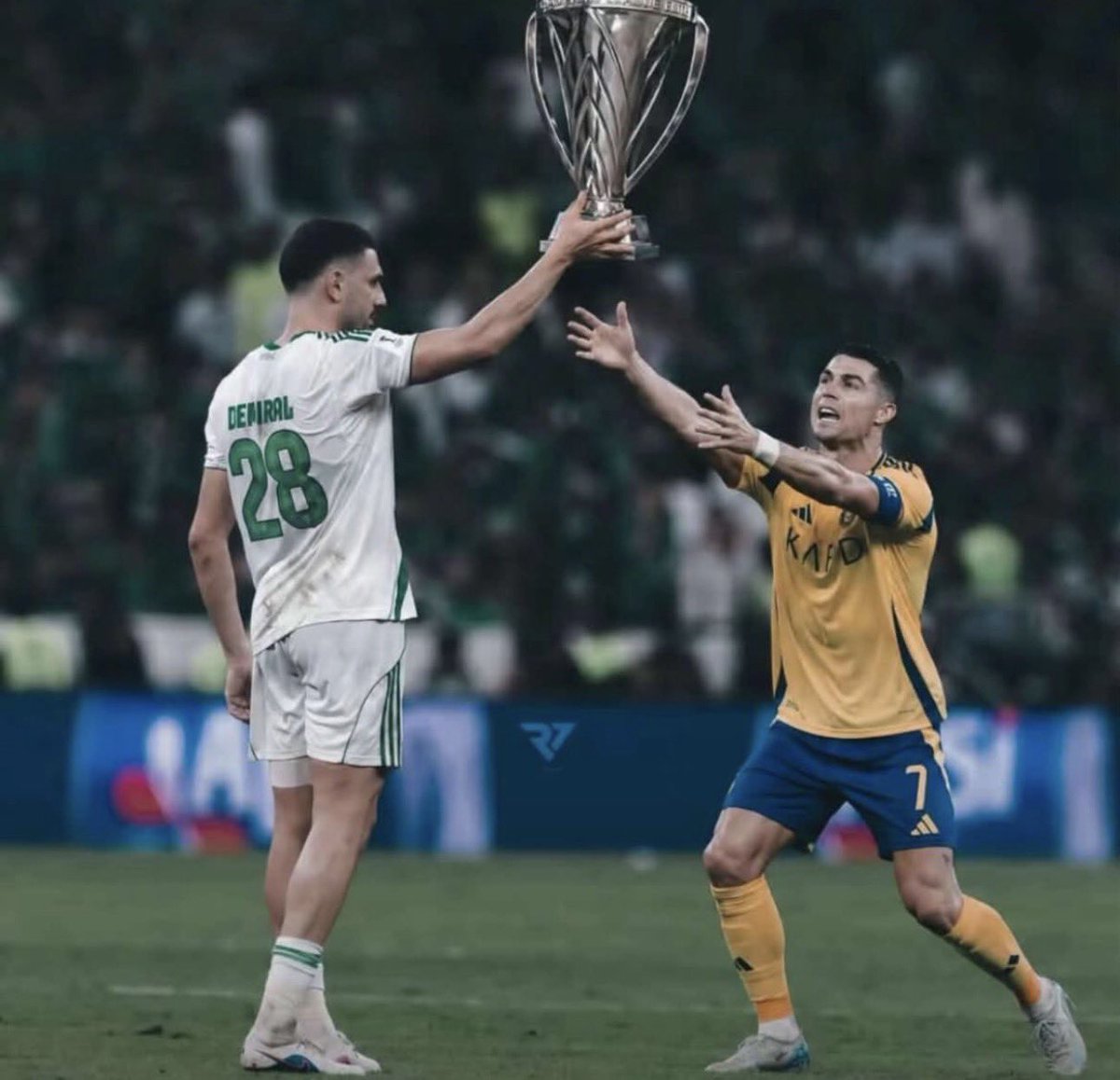 OT | ملك آسيا tweet media