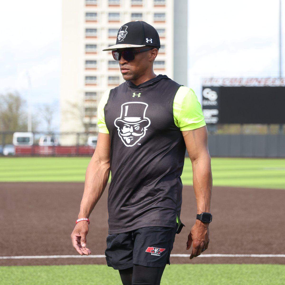 letsgopeay's tweet photo. Wishing a very happy birthday to our Assistant Director of Athletics for Sports Performance, @The_Meddog!

#LetsGoPeay https://t.co/GGrIKNIfw2