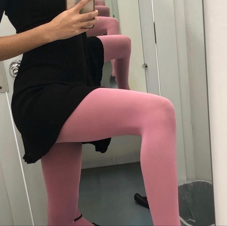 سندريلا ناسية تلبسheels tweet media