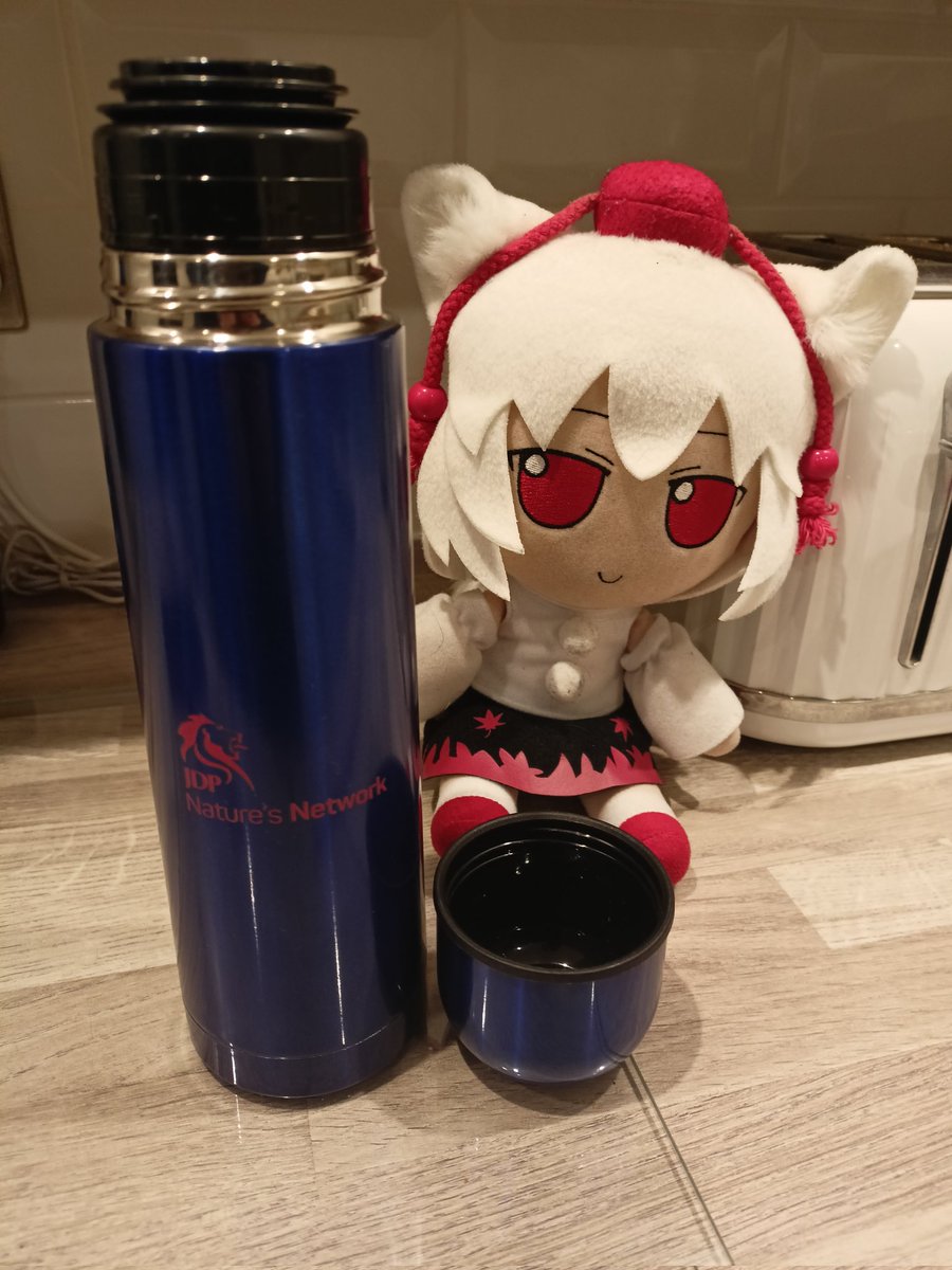 DanSkibs's tweet photo. Momiji word of day: Flask https://t.co/G84HyLknwb