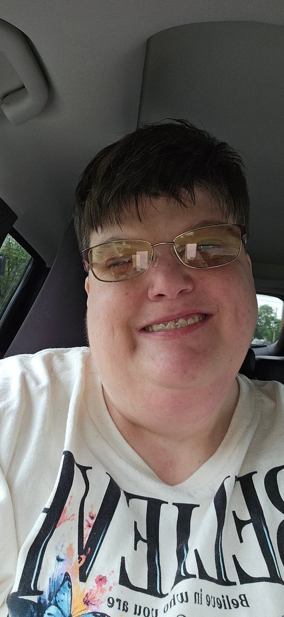 Mcliz101's tweet photo. Got my hair cut today feel so good long overdue I'm ready for summer thanks Michael Elliott Love ya your the best 💕💇‍♀️🤗😀💕 https://t.co/jVVnWMaBWa