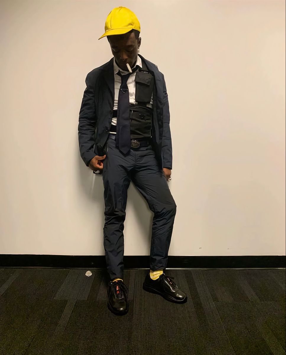 troy tweet media