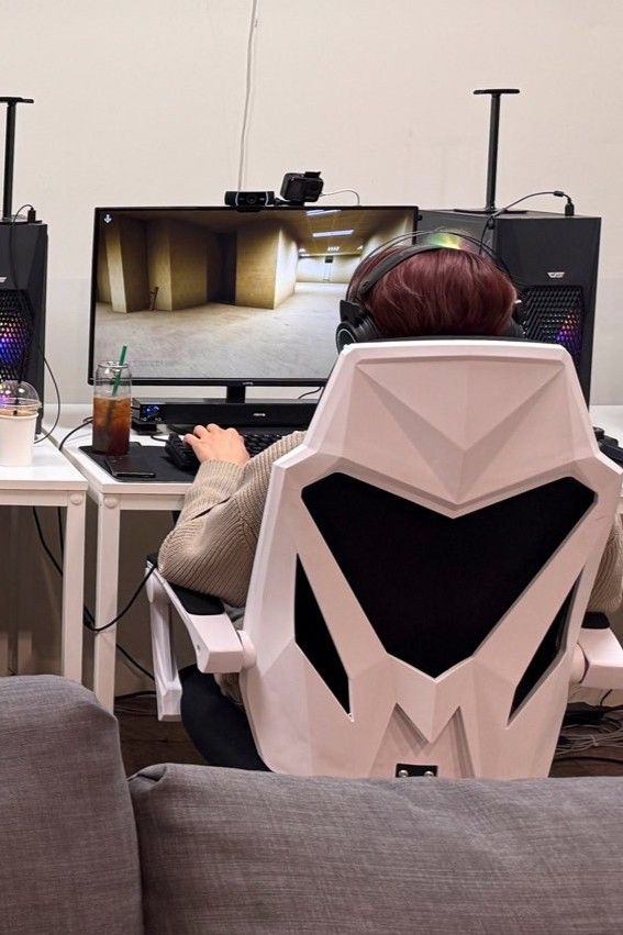 fer ENHYPEN IS SEVEN tweet media