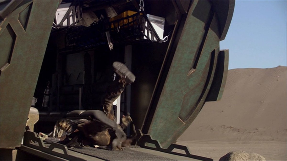 Every Stargate ᐰtlantis Frame in Order ᐰ tweet media