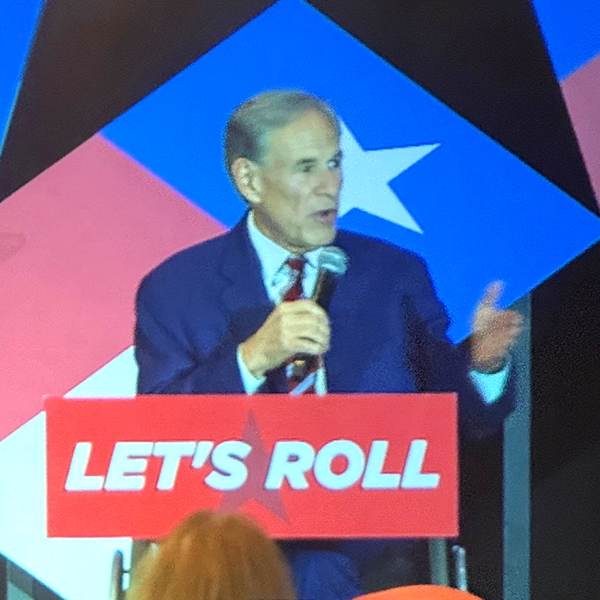 TXpharmAssn's tweet image. Texas Pharmacy Association leaders and staff attended the 2026 @TCCRI Policy Forum today in Austin. Gov. Greg Abbott delivered the keynote address for this influential political gathering. Representing TPA were Past Presidents @jbpharmer and @marysueklein, Treasurer Casey