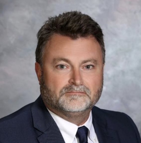 WKTimes's tweet photo. The city of Kirkwood just announced that Darren Lamb has been selected as the new chief administrative officer. 

Lamb brings nearly three decades of government experience, having served the city of Washington, Mo., since 1998. Look for the full story in next week's WKT. https://t.co/ZQat21APBb