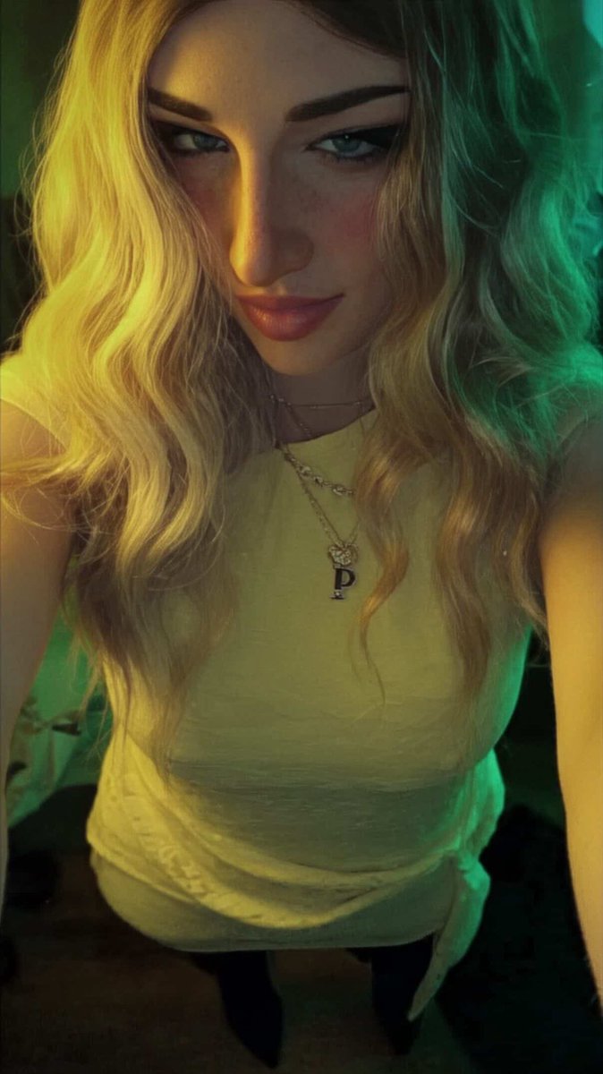 PhoebeMasking tweet media