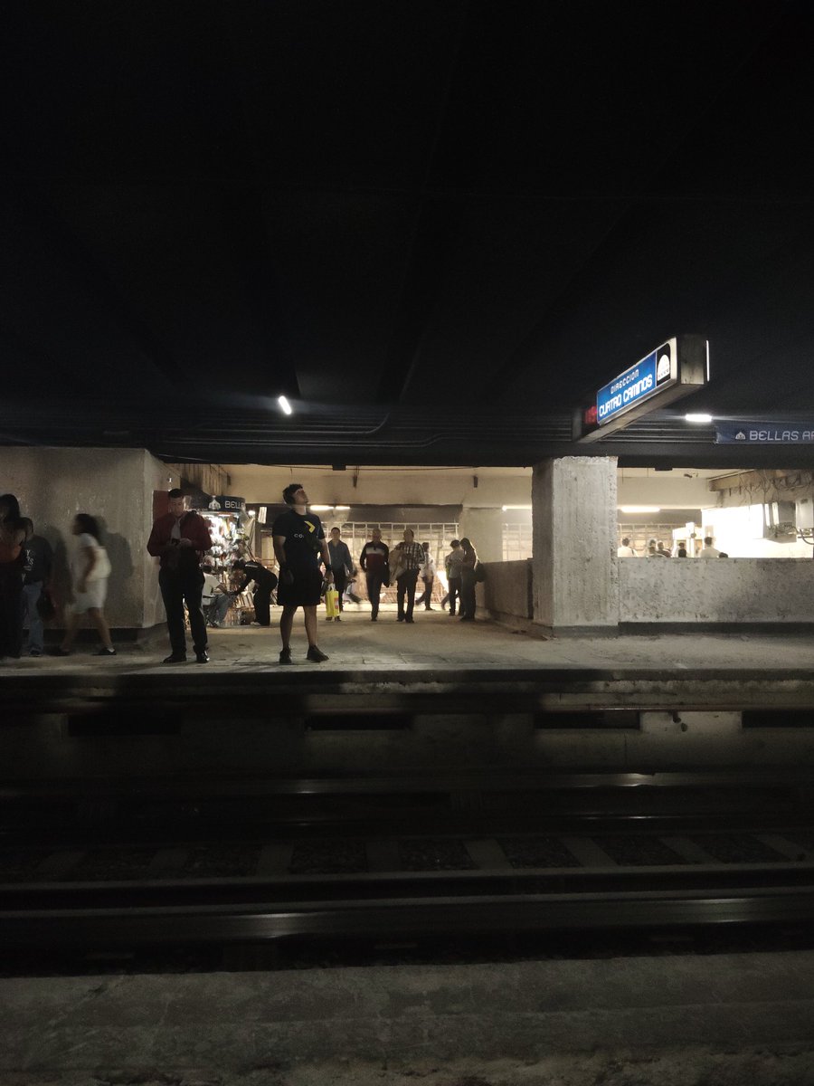 CasSan_Diego's tweet image. Que se note la imperiosa necesidad de querer dejar "bonito" lo que por años lleva estando muy mal.
Digo es para que los turistas lo disfruten, como nosotros tendremos que estar en casa de acuerdo con @ClaraBrugadaM.
En fin @MetroCDMX será un lugar cool para los visitantes.
#metro