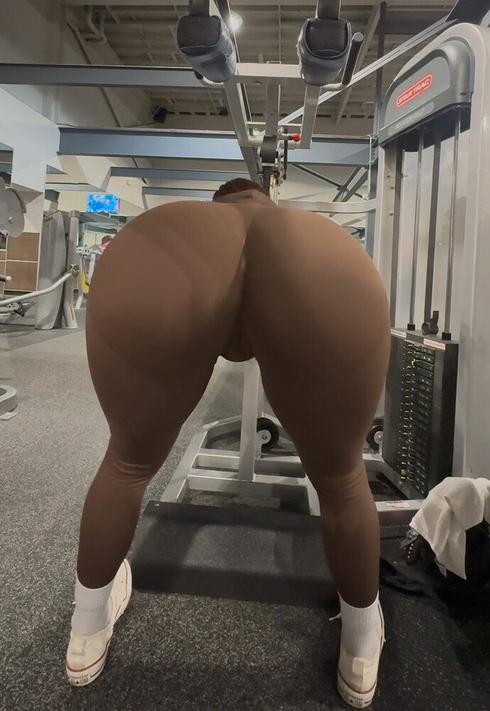🤤🤤🍑 tweet media