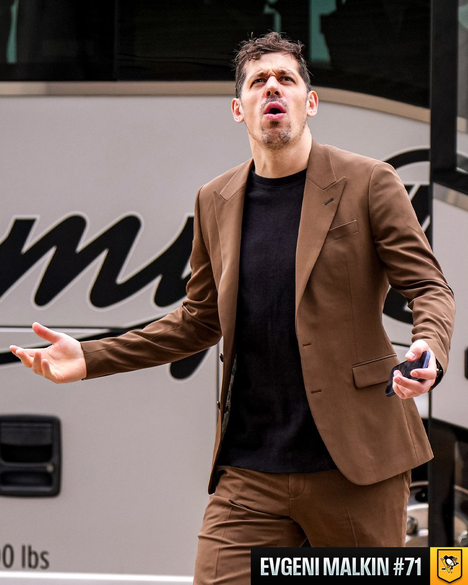 NHL's tweet image. You're free tonight and not watching the #StanleyCup Playoffs? 

Malkin has questions! 🤷‍♂️

Don't miss the @penguins and @NHLFlyers in Game 6 TONIGHT at 7:30p ET on @NHL_On_TNT, @Sportsnet, &amp;amp; @TVASports!