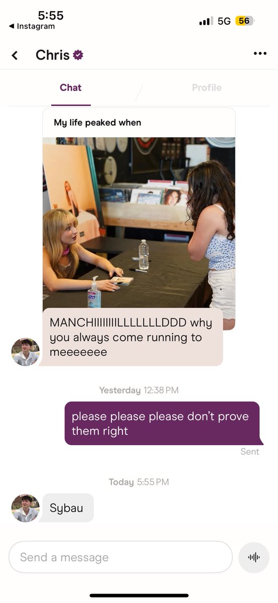 ariana tweet media