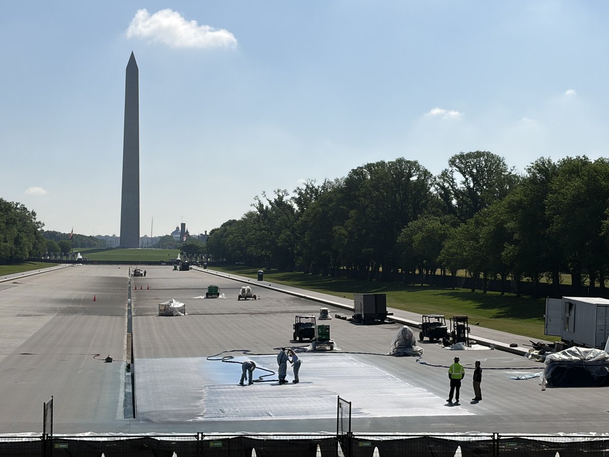TCLFdotORG's tweet photo. An Arch, a Ballroom, and Repainting the Reflecting Pool ... What Next? https://t.co/Jd1itZ03Uf https://t.co/0brniLm1Fu
